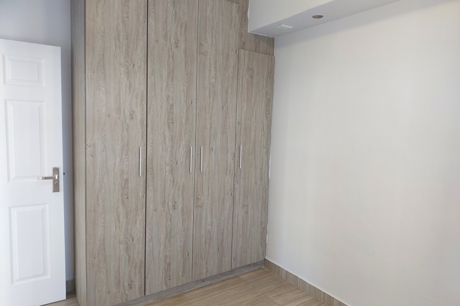 2 Bedroom Property for Sale in Parklands North Western Cape